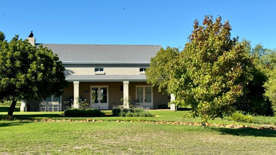 7 Bedroom Property for Sale in Stellenbosch Farms Western Cape